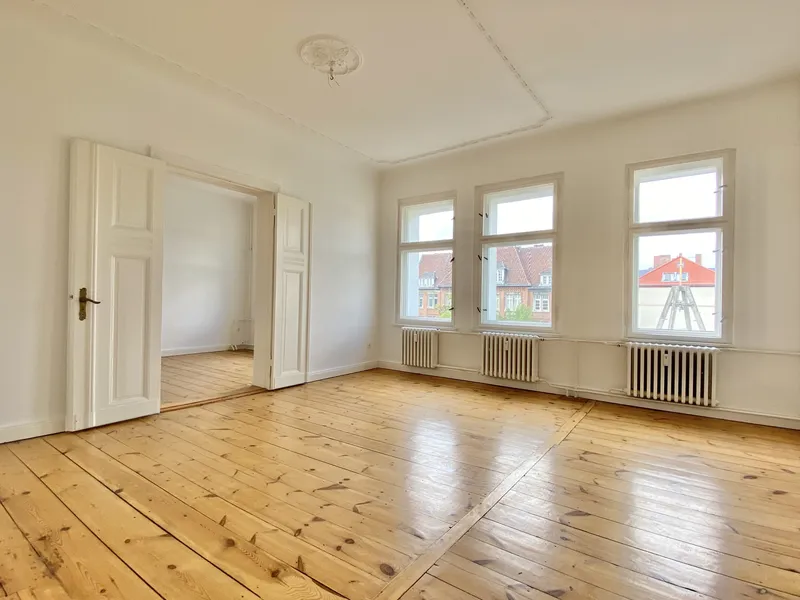 Apartment with kitchen/ Altbauwohnung mit Einbauküche — photo 1